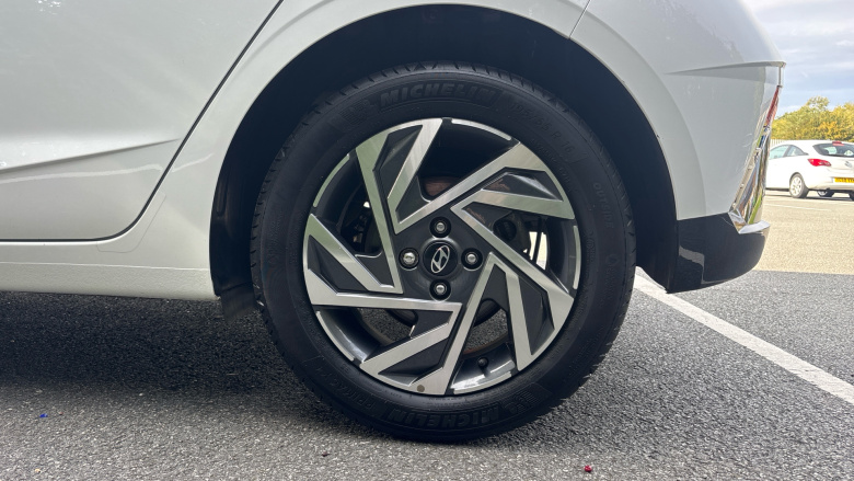 Hyundai i20 1.0T GDi Advance 5dr Petrol Hatchback